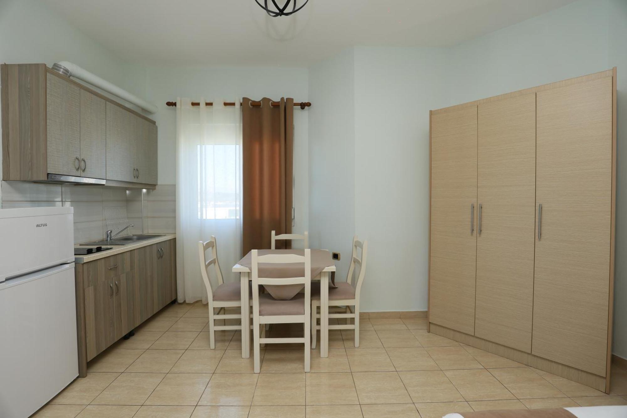 Michelle Apartments Ksamil Extérieur photo