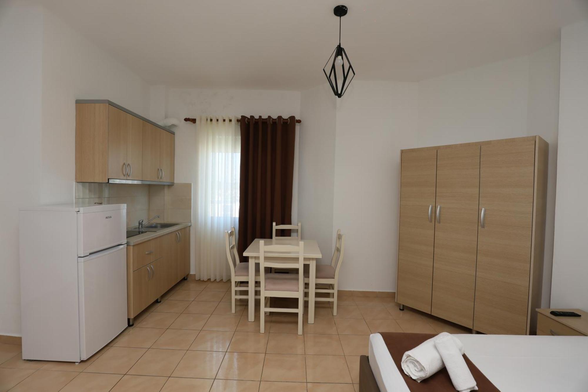 Michelle Apartments Ksamil Extérieur photo
